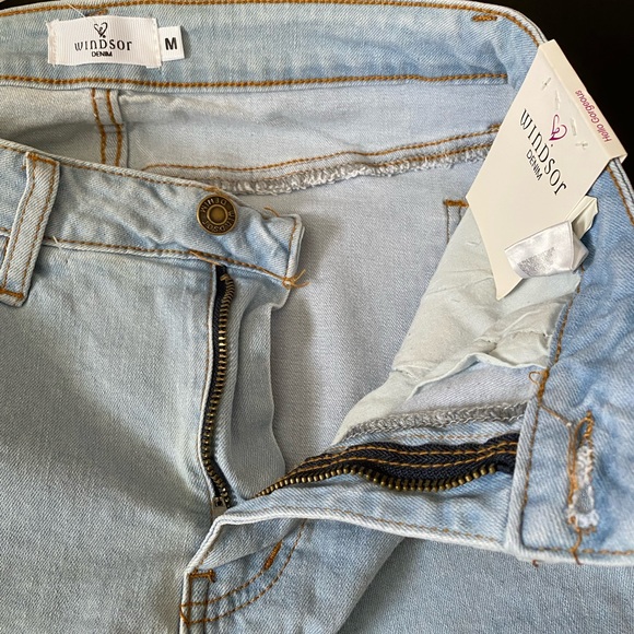 Harley Chain-Detail Denim Mini Skirt by Windsor Denim, Women’s Size M - Picture 13 of 16